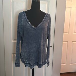 Project Social T Casual lightweight shirt